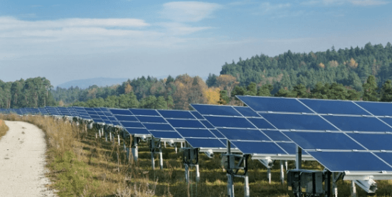 Gobierno otorgaría subsidios a quienes desarrollen proyectos solares